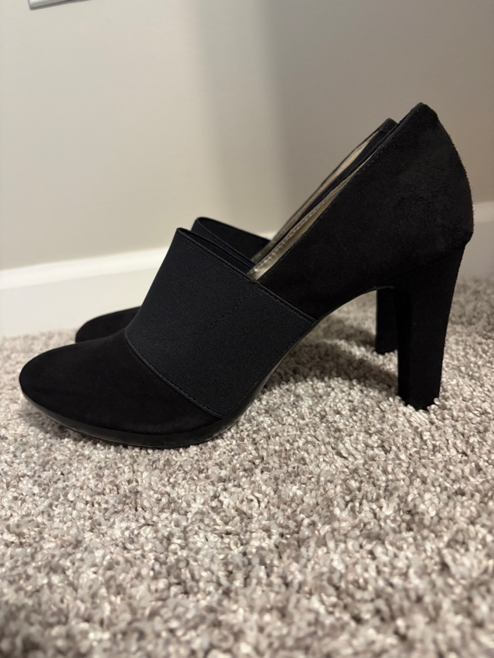 Anne Klein Black Suede Block Heel Slip-On Pumps